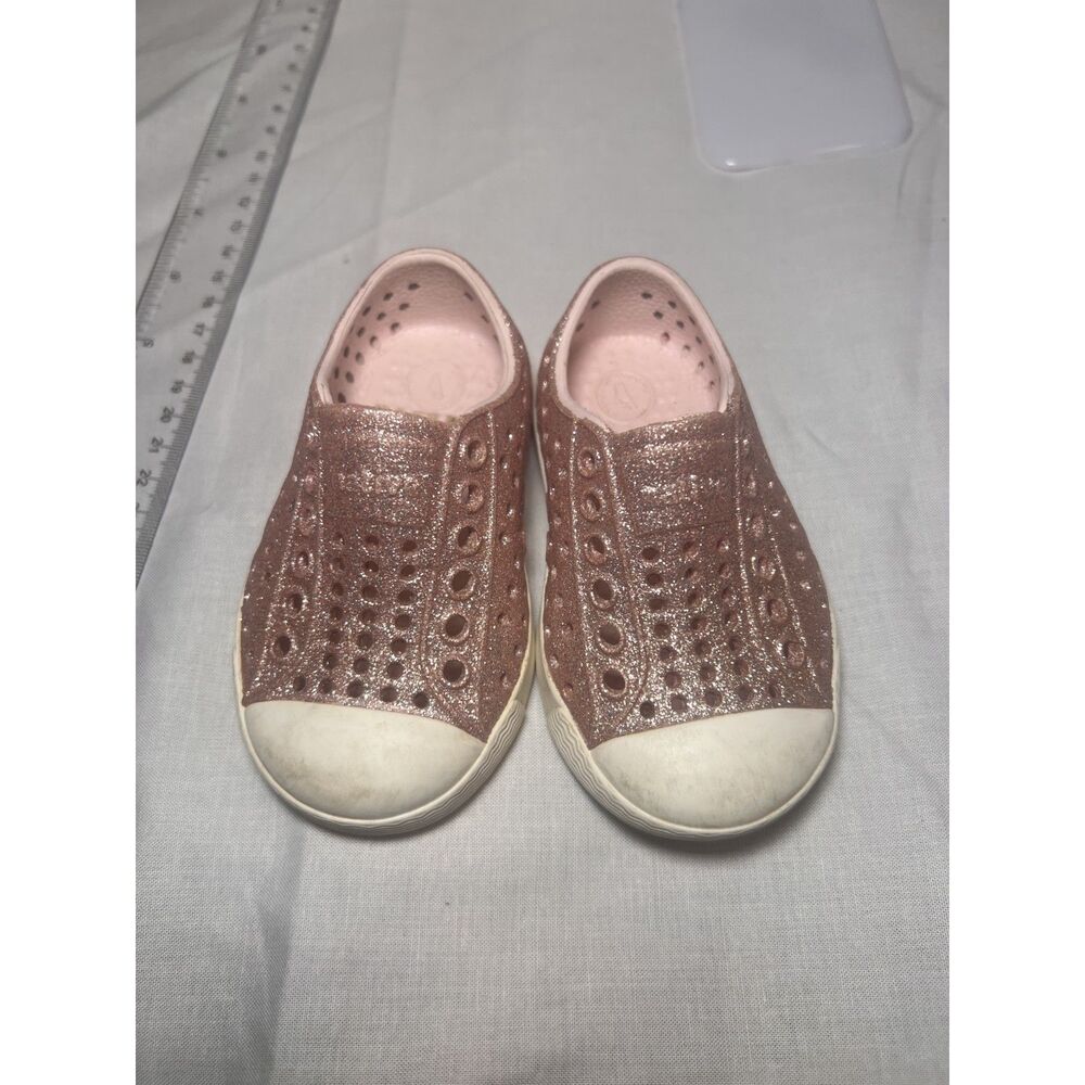 Native jefferson bio bling pink shoes